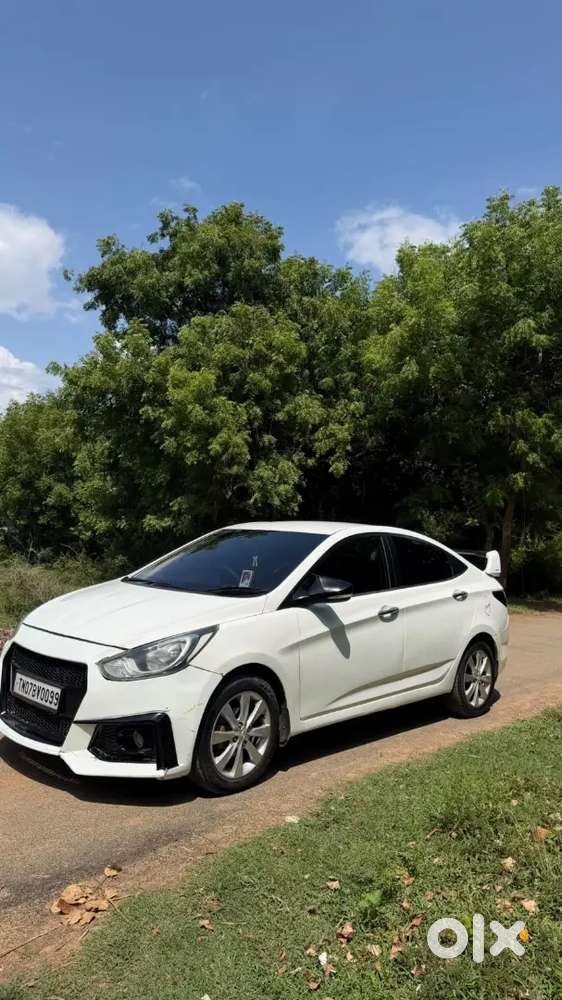 Hyundai Verna 2012 Manual Petrol