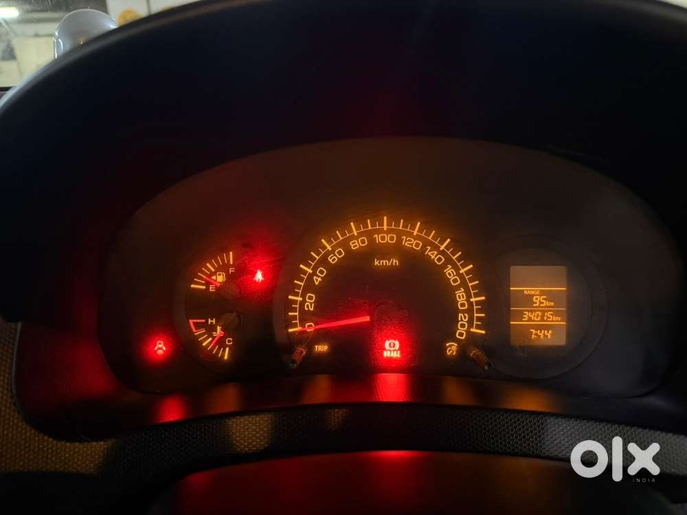 Swift Petrol Manual 2011