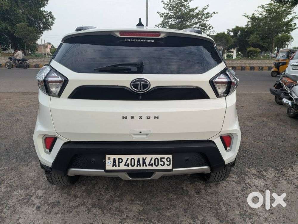 Tata Nexon 1.5 Revotorq Xz Plus (s), 2023, Diesel