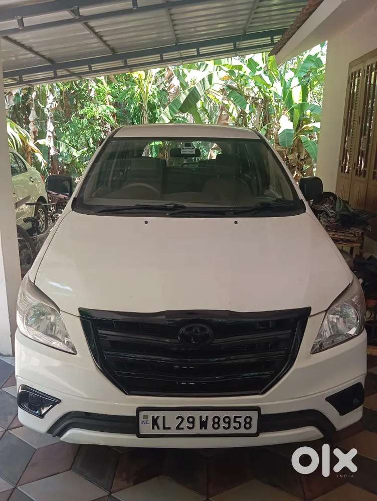 Toyota Innova 2006 Petrol 96000 Km Driven