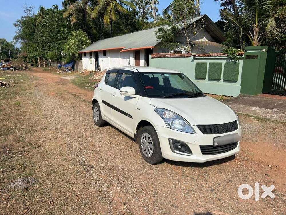 Maruti Suzuki Swift Vxi + Manual, 2015, Petrol