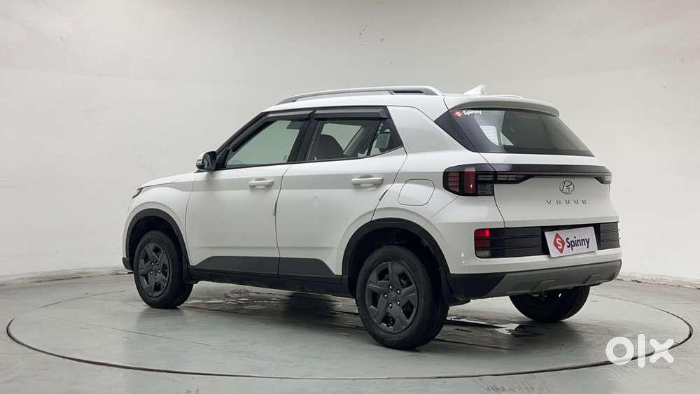Hyundai Venue 1.2 S (o), 2023, Petrol