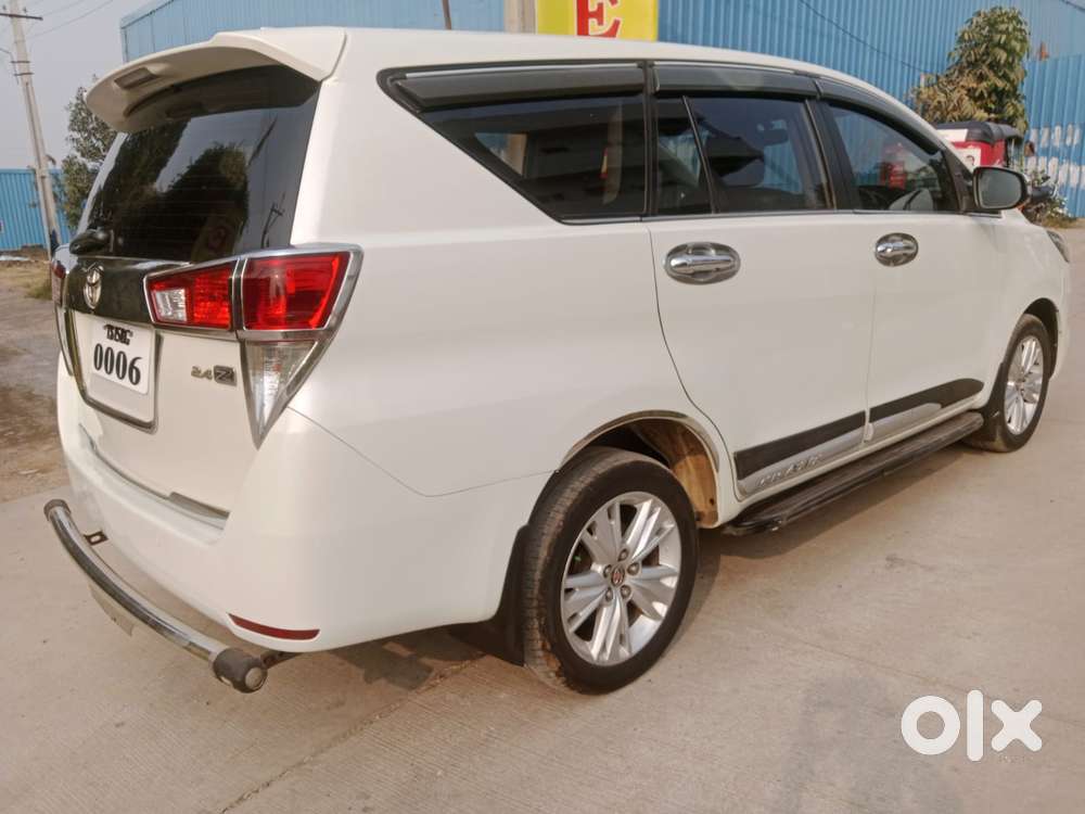 Toyota Innova Crysta 2.4 Zx Mt, 2016, Diesel