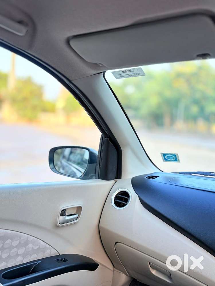 Maruti Suzuki Celerio Vxi At, 2016, Petrol