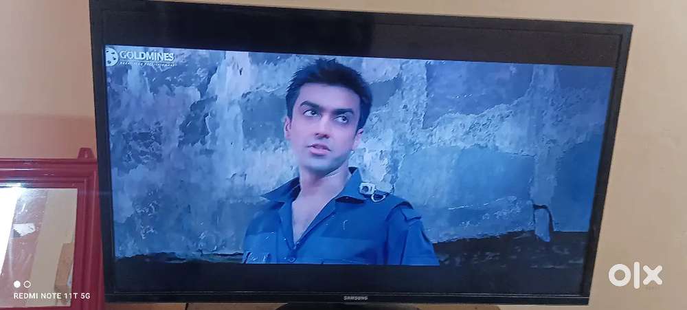 sumsung 32inch LCD TV @7000
