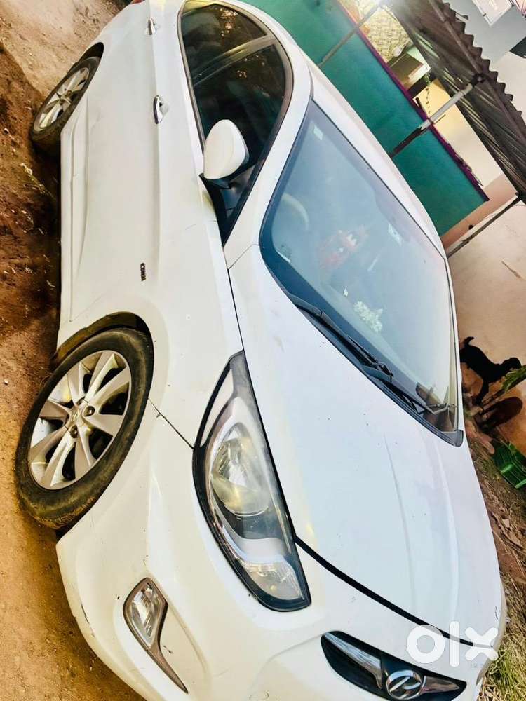 Hyundai Verna 2011 Diesel 130000 Km Driven