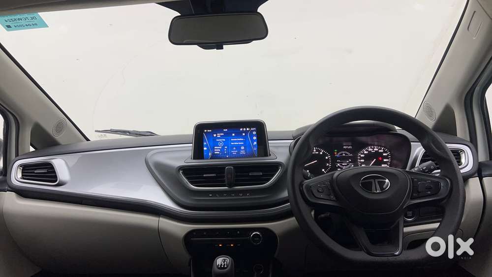 Tata Altroz 1.2 Xt, 2024, Petrol