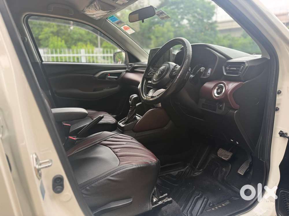 Maruti Suzuki Grand Vitara 1.5 Delta Smart Hybrid At, 2024, Petrol