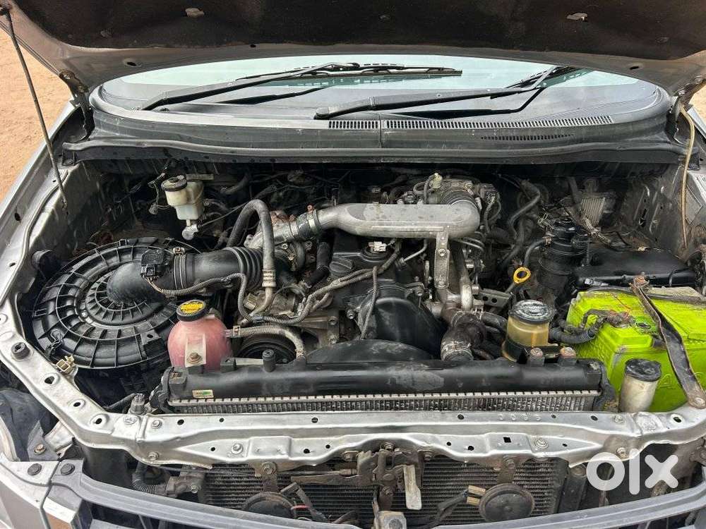 Toyota Innova 2.5 G (diesel) 8 Seater, 2015, Diesel