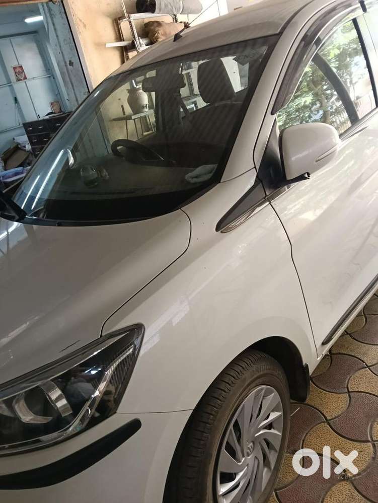 Maruti Suzuki Ertiga Cng & Hybrids Well Maintained