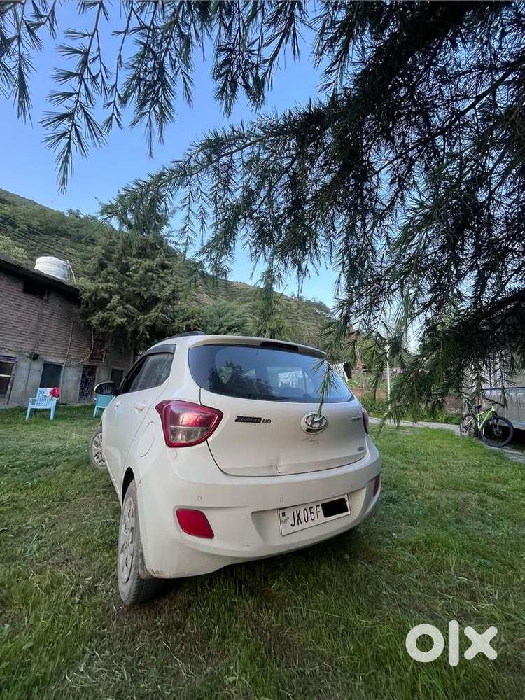 Hyundai Grand I10 Sportz Plus 2017 Petrol Good Condition