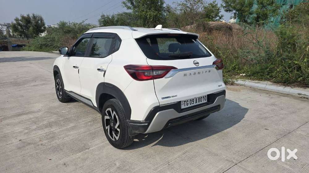 Nissan Magnite 1.0 Xv Turbo Cvt, 2023, Petrol