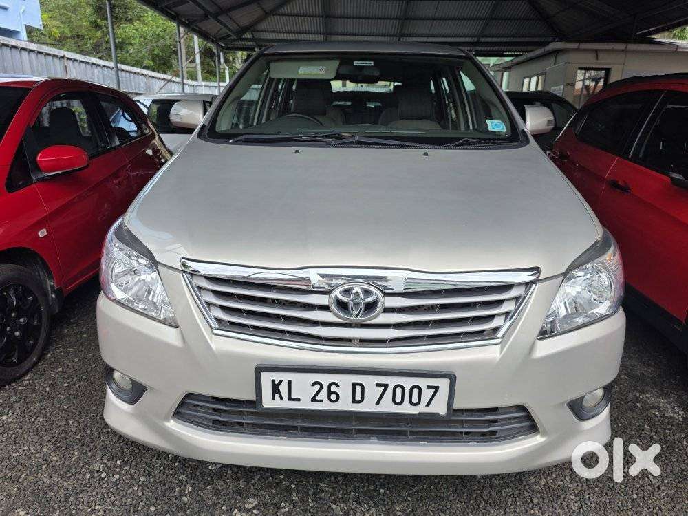 Toyota Innova 2.5 V 7 Str, 2013, Diesel
