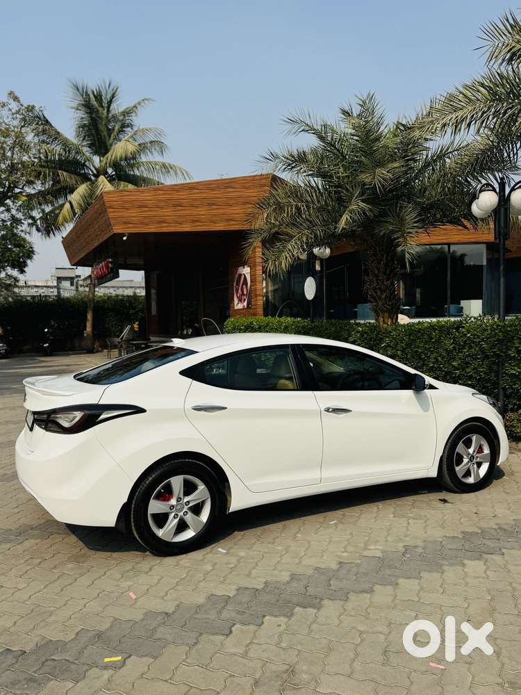 Hyundai Elantra 1.6 S, 2014, Diesel