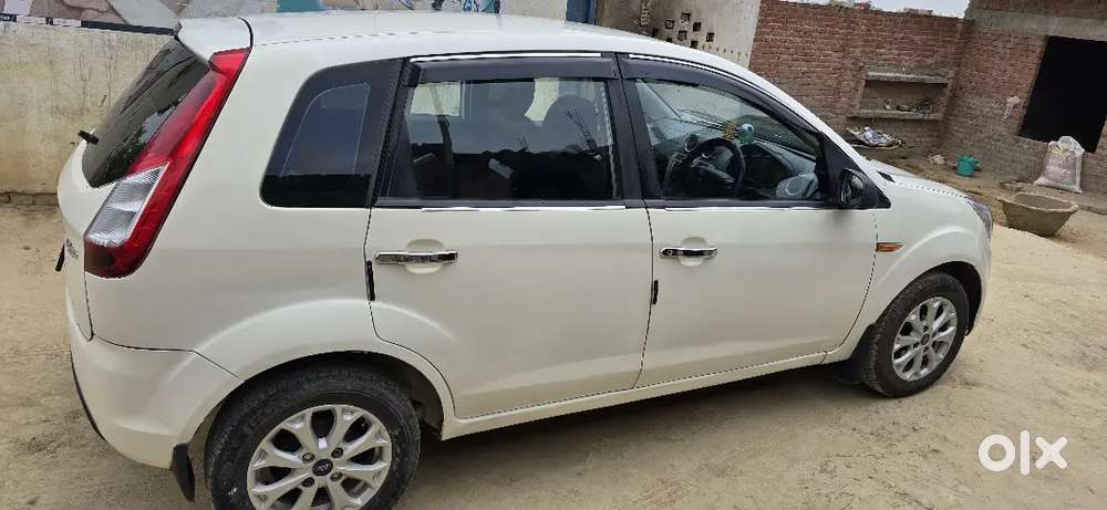 Ford Figo16/12/ 2013 Diesel 75000 Km Driven