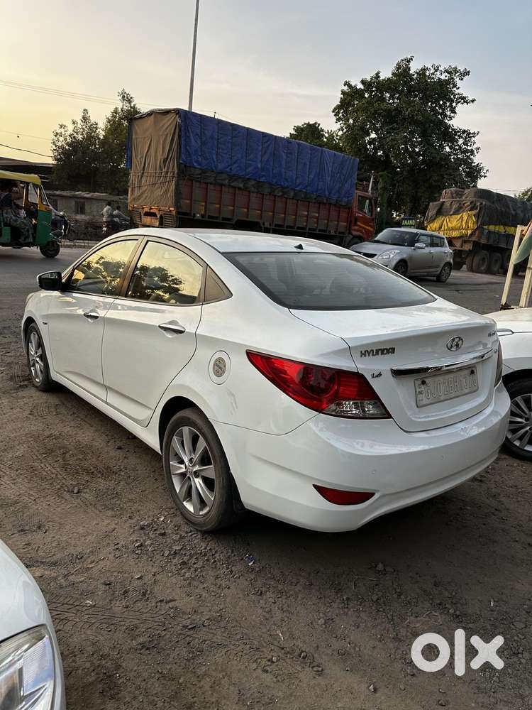 Hyundai Fluidic Verna 1.6 Crdi Sx Automatic, 2013, Diesel