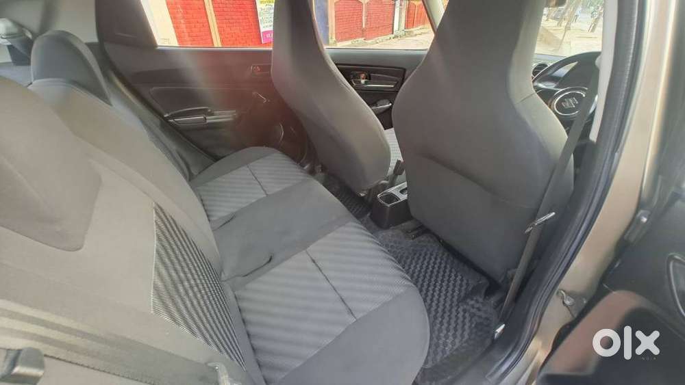 Maruti Suzuki Swift Lxi Optional-o, 2019, Cng & Hybrids