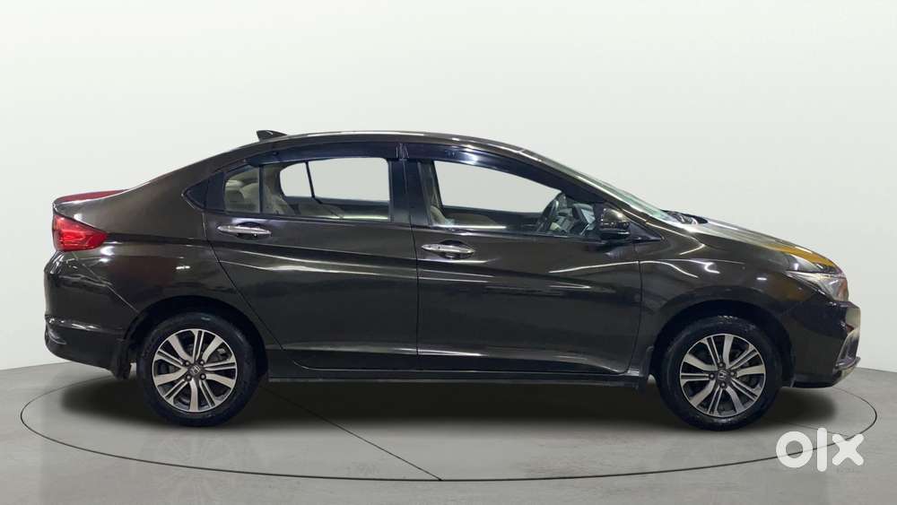 Honda City 1.5 V 5th Gen I-vtec Mt, 2022, Petrol