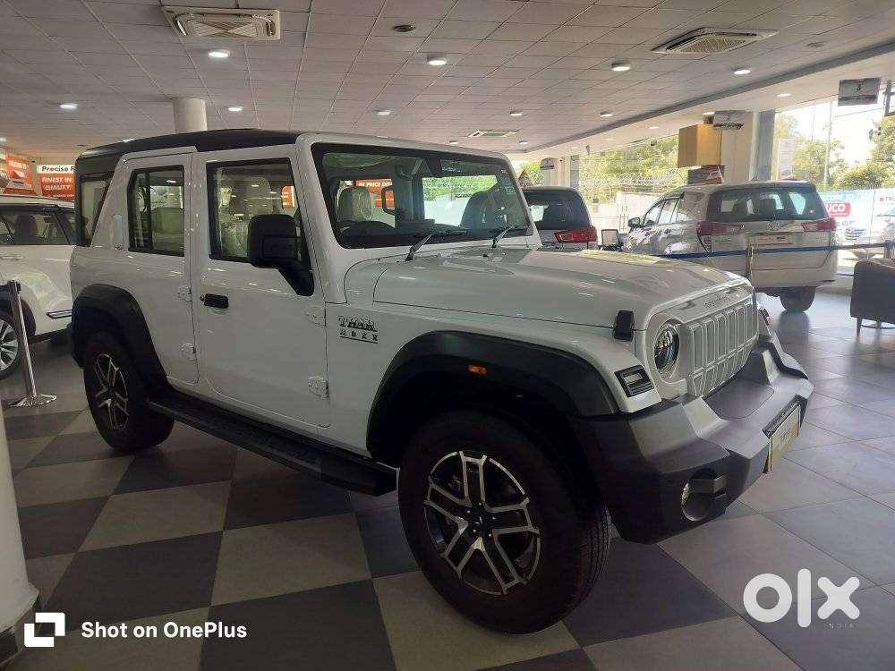 Mahindra Thar Roxx Mx5 Petrol At 2wd, 2025, Petrol