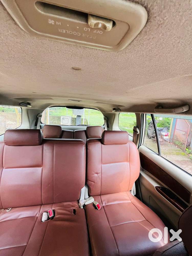Toyota Innova 2014 Diesel Well Maintained