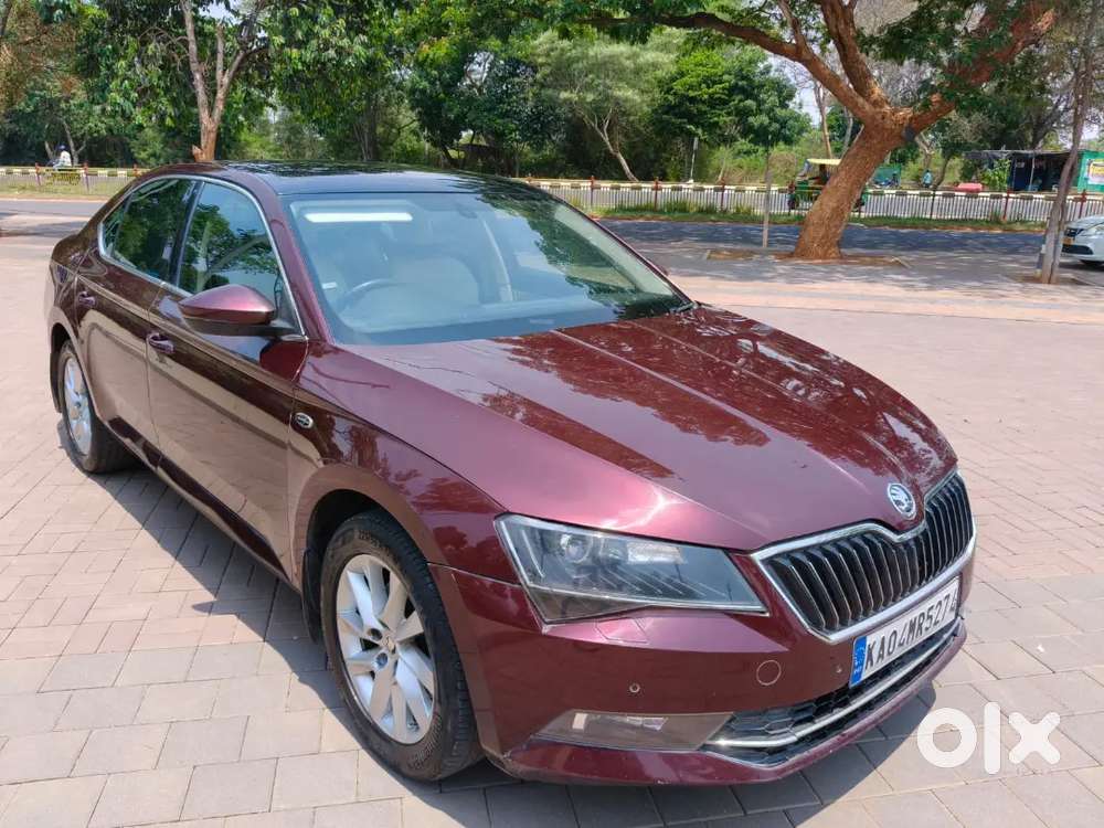 Skoda Superb 2016 Petrol Well Maintained