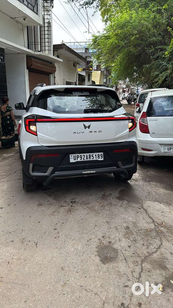 Mahindra Xuv 3xo Petrol 2025