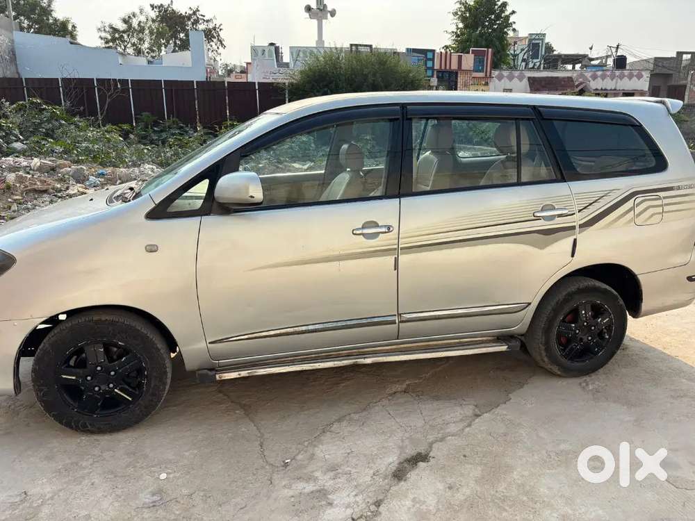 Toyota Innova 2008 Diesel Well Maintained