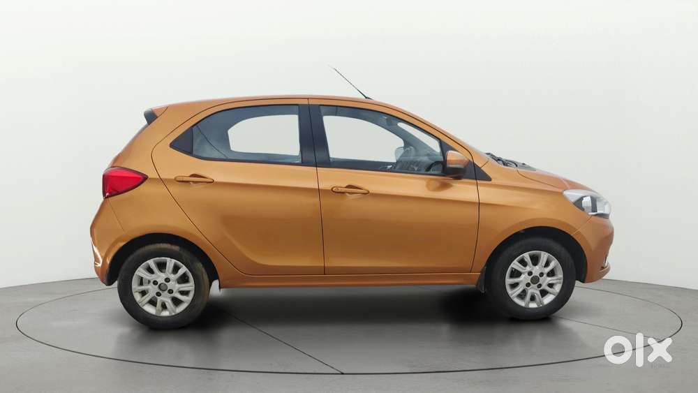 Tata Tiago 1.2 Revotron Xz, 2016, Petrol
