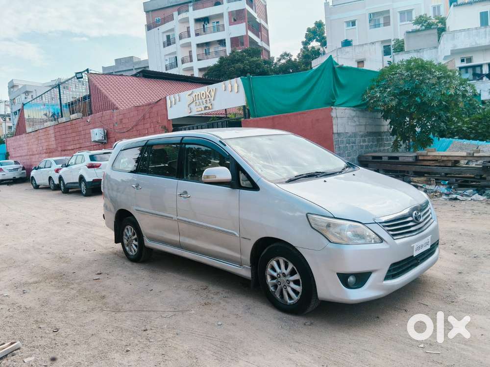 Toyota Innova 2.5 V 7 Str, 2012, Diesel