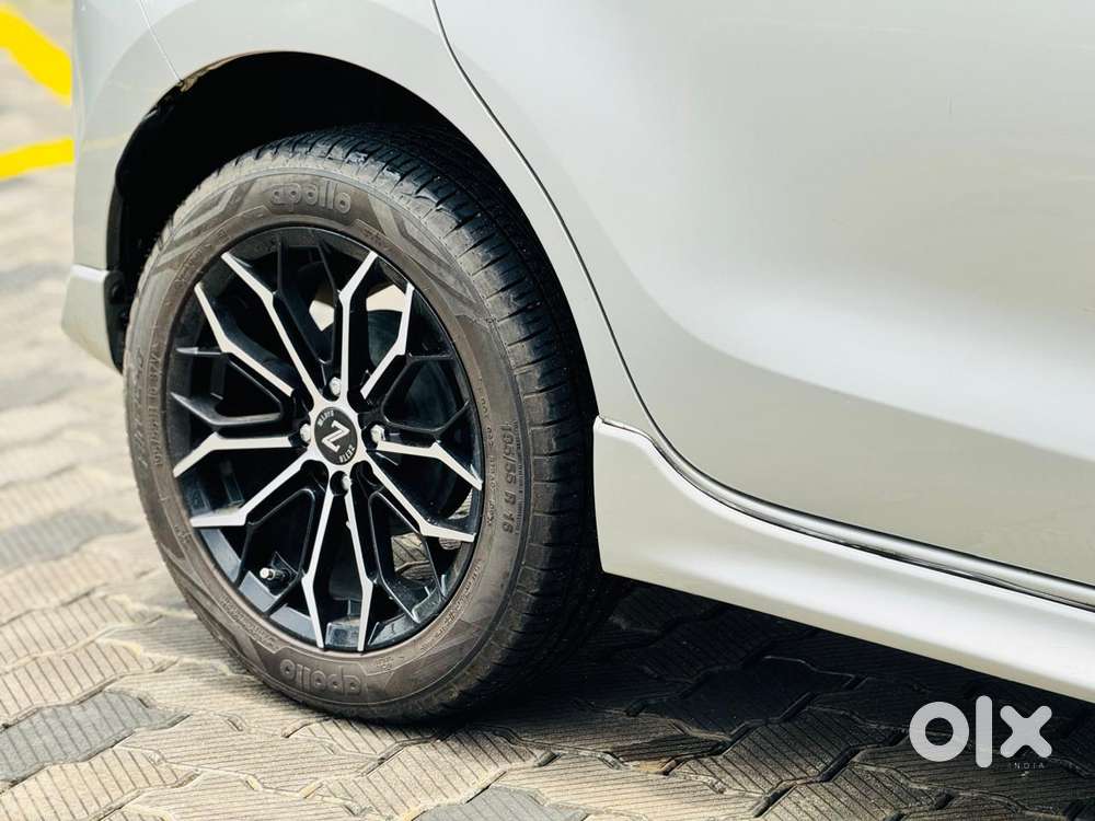 Maruti Suzuki Swift Zxi Plus, 2021, Petrol