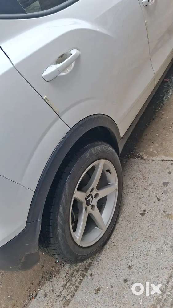 Mahindra Xuv300 Turbosport 2023