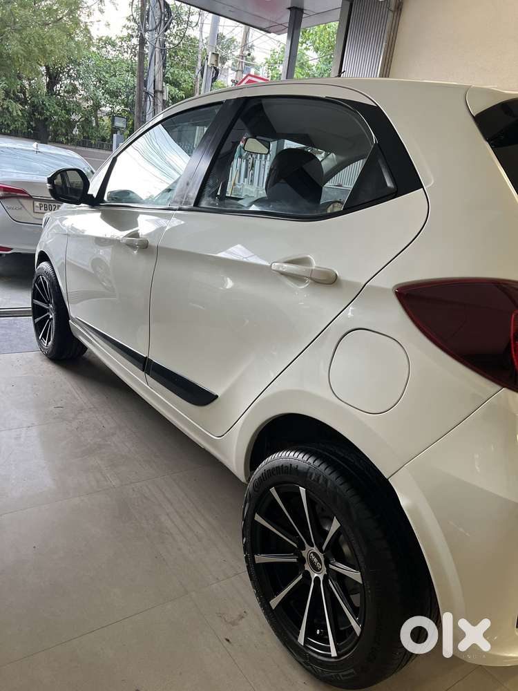 Tata Tiago Xza Plus, 2021, Petrol