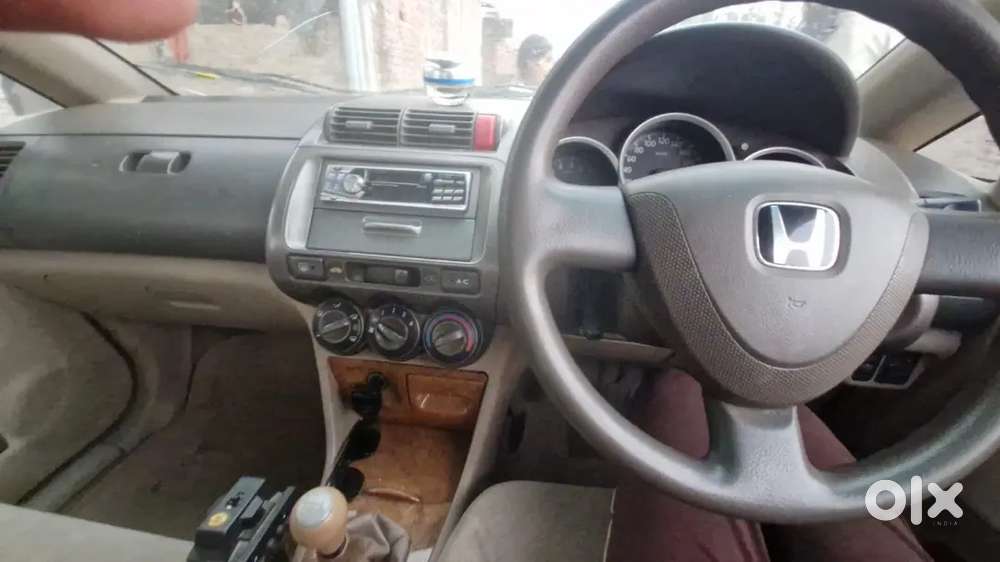 Honda City Zx 2005 Petrol 100000 Km Driven