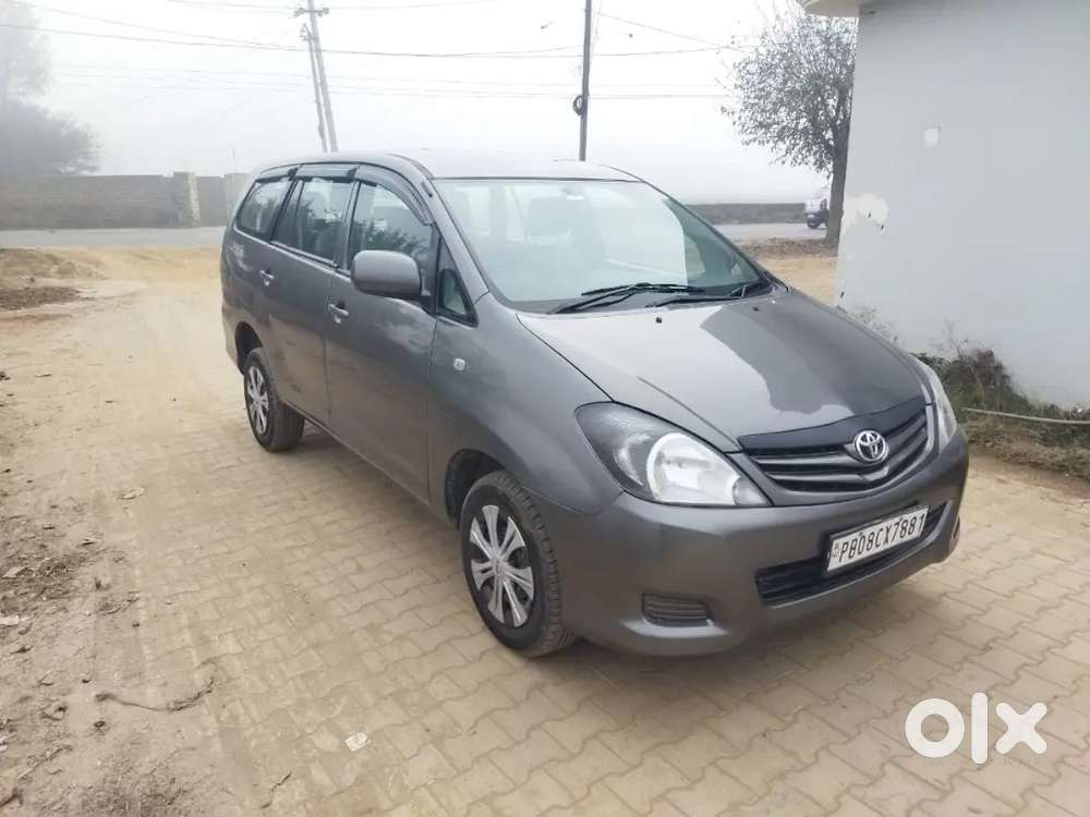 Toyota Innova Diesel 2010