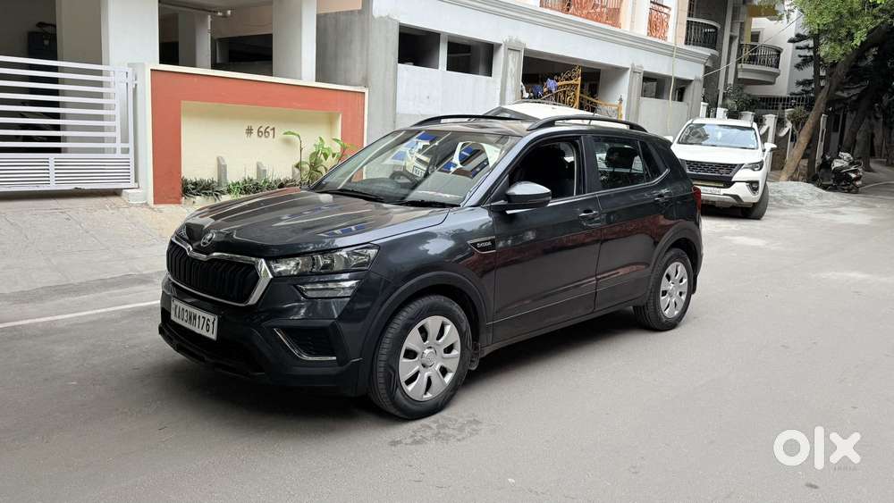 Skoda Kushaq 1.0 Tsi Active, 2022, Petrol