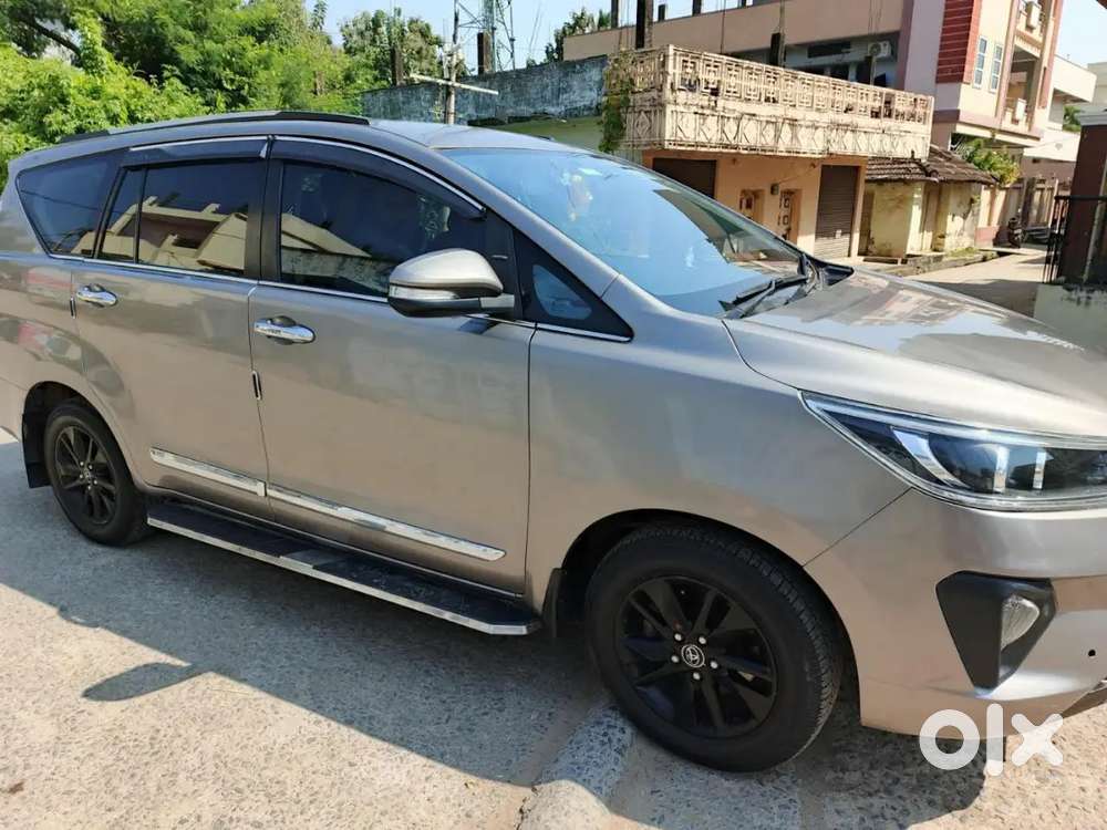 Toyota Innova Crysta 2017 Diesel Manual
