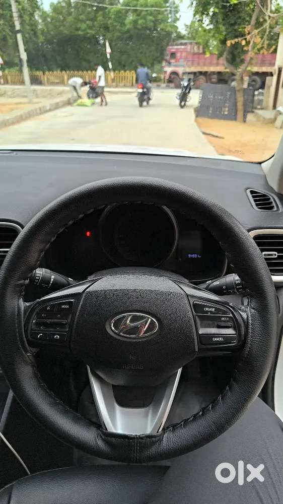 Hyundai Venue 2020 Diesel 96000 Km Driven