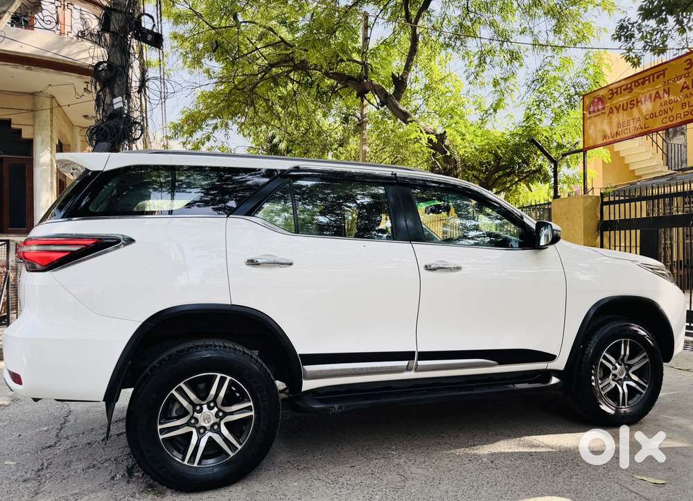 Toyota Fortuner 4x2 At 2.8 Diesel, 2023, Diesel