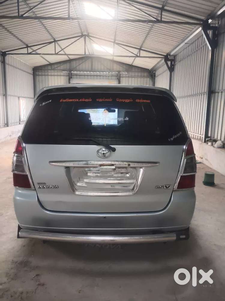 Toyota Innova 2.5v  2005