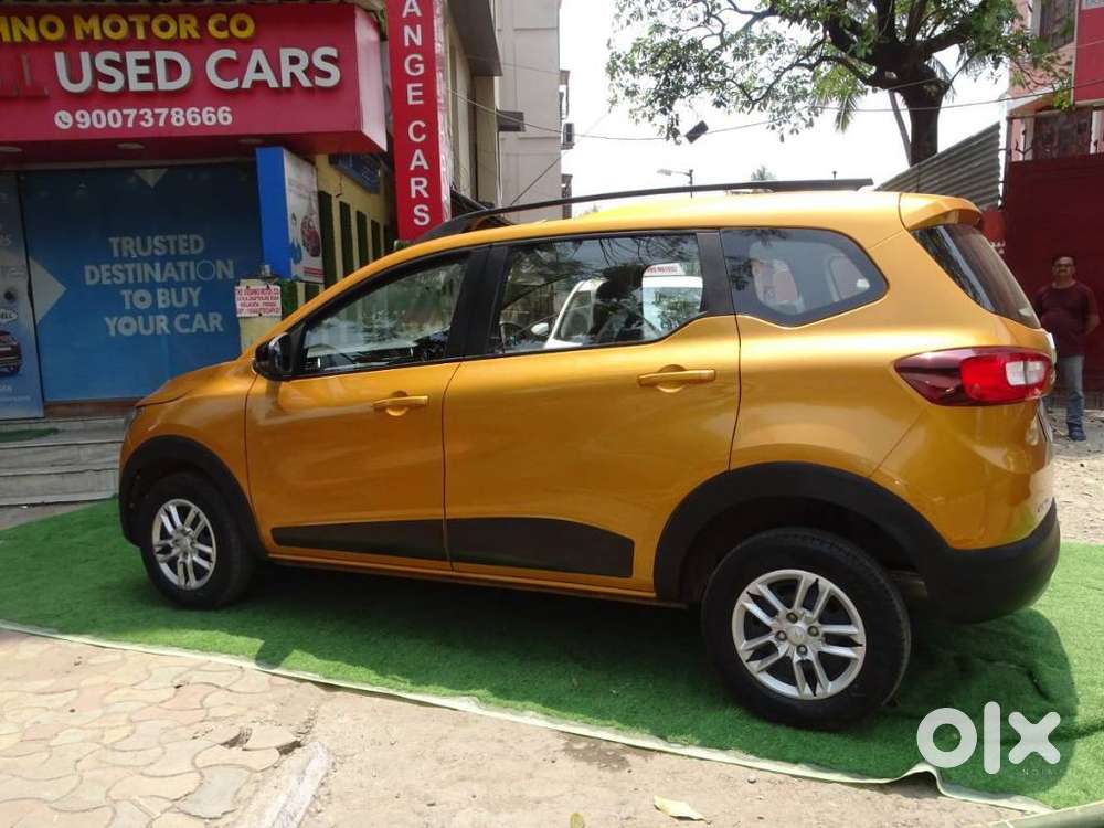 Renault Triber Rxt Easy-r Amt, 2026, Petrol