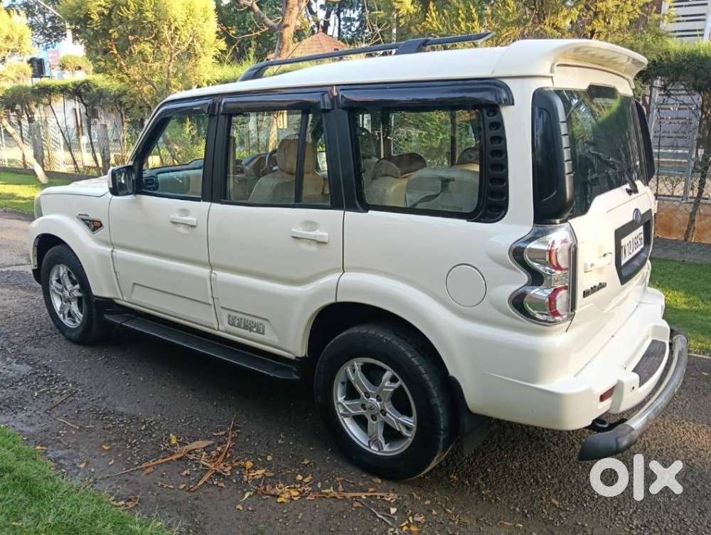 Mahindra Scorpio S10, 2017, Diesel