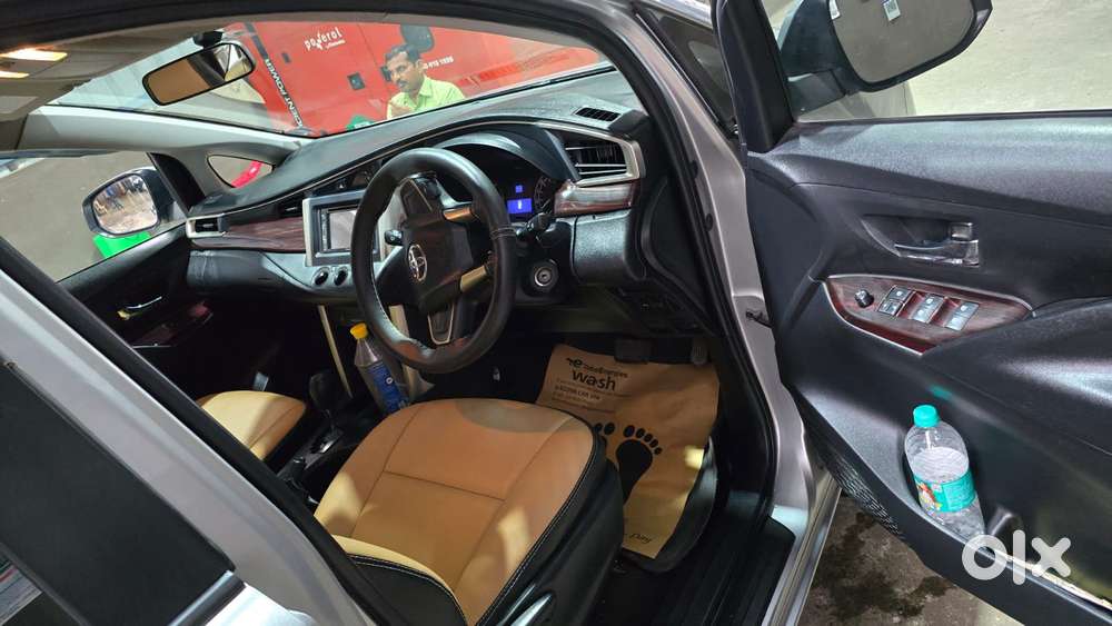 Toyota Innova Crysta 2.7 Gx At 8s, 2017, Diesel