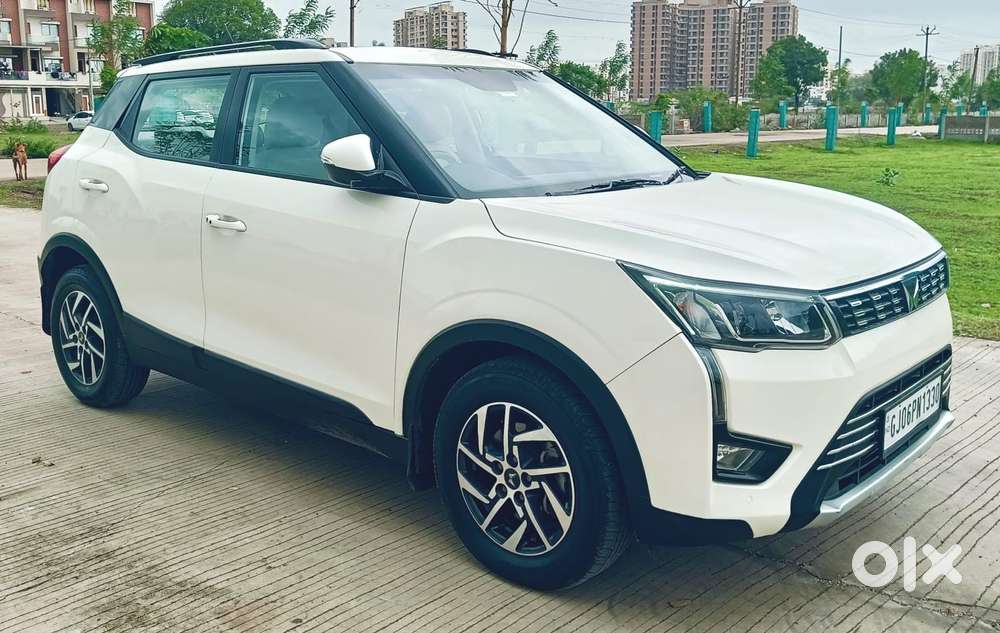 Mahindra Xuv300 W8 Amt Diesel, 2023, Diesel
