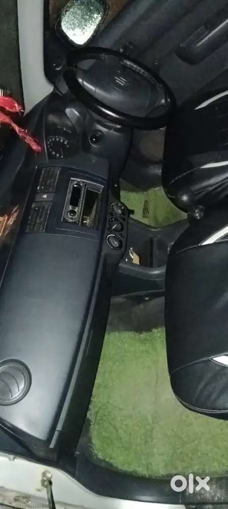 Maruti Suzuki Swift 2006 Cng & Hybrids 70000 Km Driven