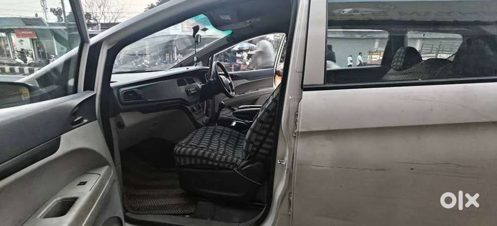 Mahindra Marazzo M4 8str, 2019, Diesel