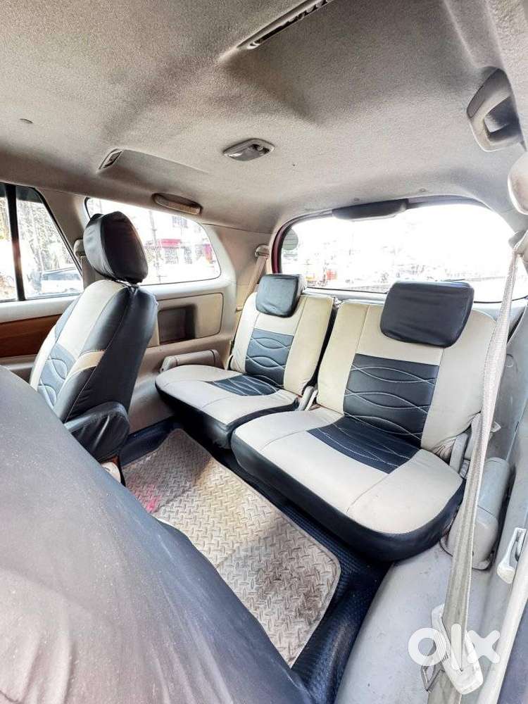 Toyota Innova 2.5 V 7 Str, 2010, Diesel