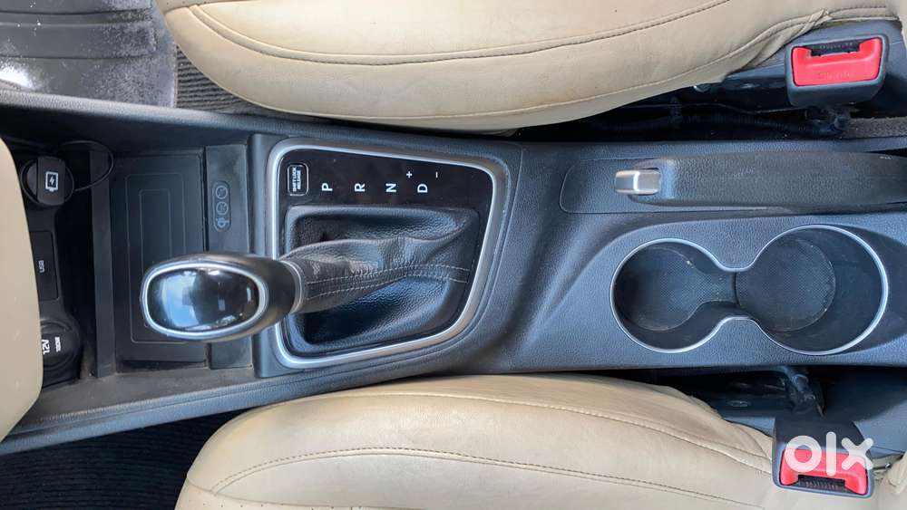 Hyundai Verna 1.5 Sx Vtvt Ivt, 2022, Petrol
