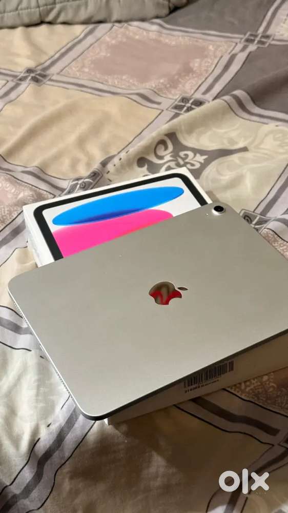 Apple ipad A16 (11th generation)