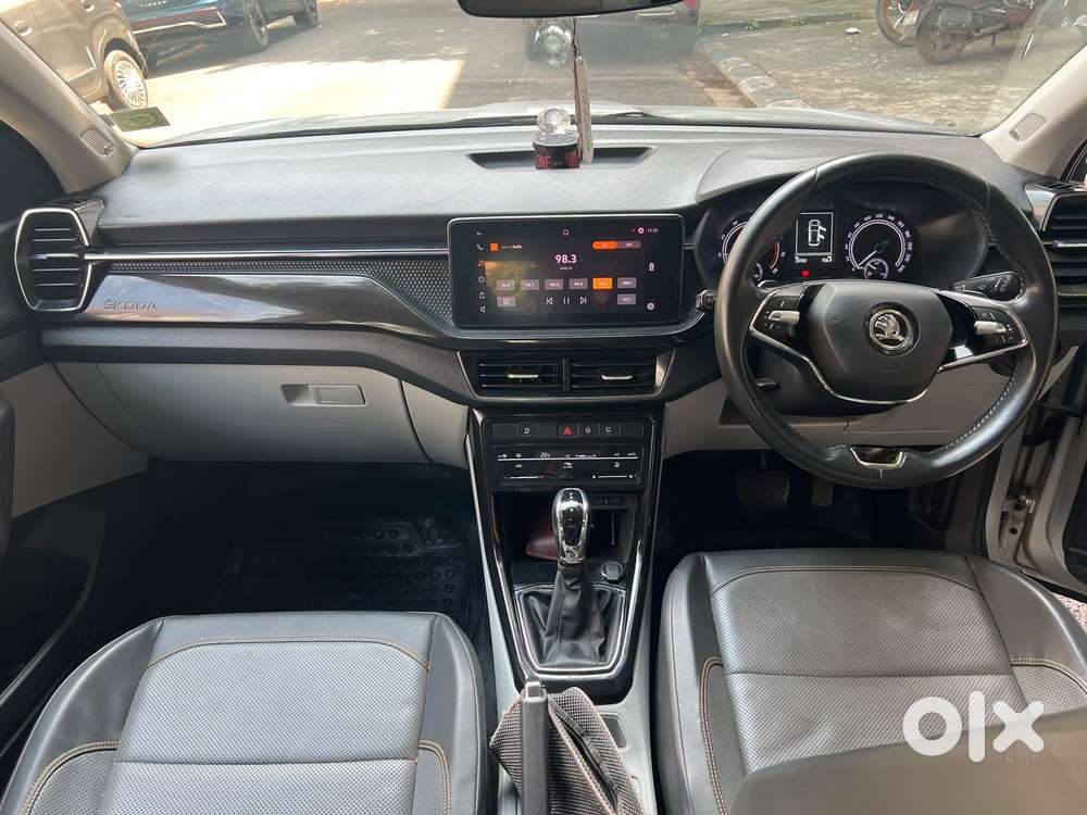 Skoda Kushaq 1.0 Tsi Style At (6 Airbags), 2021, Petrol