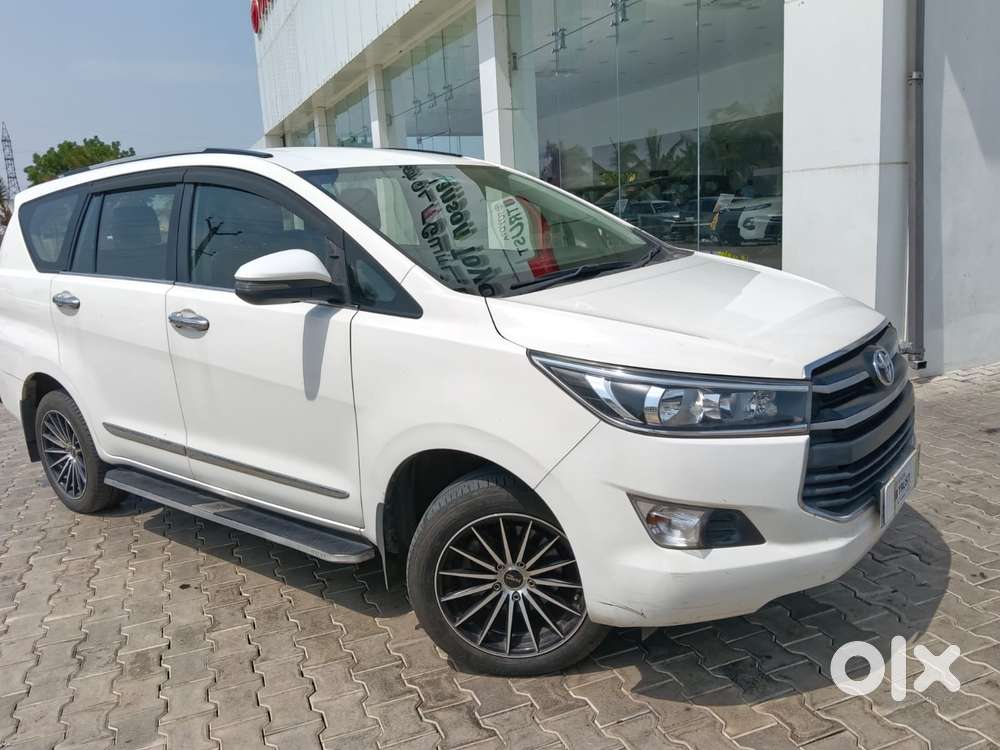 Toyota Innova Crysta [2020-ongoing] 2.4 Gx 8 Str, 2020, Diesel